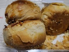 萝卜丝明酥-白玉兰食品(中山公园龙之梦店)