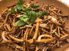 茶树菇猪颈肉-欣旺·迎宾楼·百年无锡菜