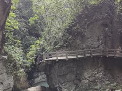 -龙水峡地缝景区