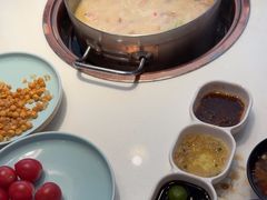 -洪氏嗨捞·猪肚鸡火锅(阳光天地店)