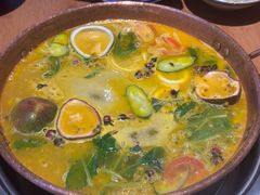 -洱火云南酸菜牛肉火锅(石景山当代商城店)