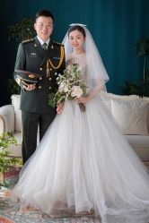 -雪中彩影婚纱摄影·微光艺术中心