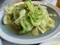 手撕圆白菜-懒人盐府人家(航天桥店)