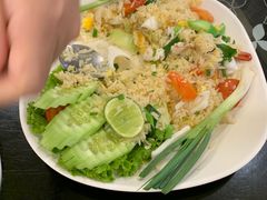 -J Daeng Seafood