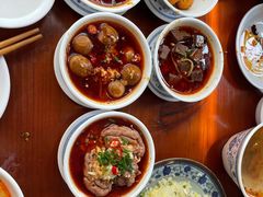 -炉小二铜锅牛蛙•川湘菜(三里屯店)