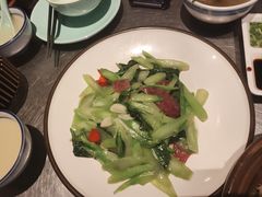 腊味炒芥兰-潮界(虹桥新天地店)