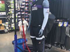 -迪卡侬(大英山店)