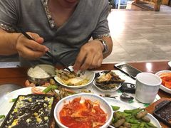 -青瓦餐厅·生鱼片·韩园烤肉(西塔店)