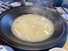 -陈大锅·岳阳鱼馆·地道岳阳菜(美食街店)