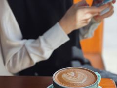 -Line来恩咖啡(石厦花园店)