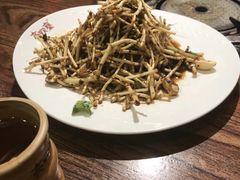 -亮欢寨酸汤鱼(沙冲路店)