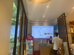 -镇南锅盖面馆(解放路店)