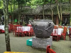 -土砂锅生态山庄·非遗砂锅雅鱼