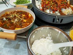 -新天明砂锅鱼头煲