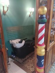 -小戈男士复古理发馆barber shop