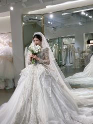 拖尾-艾米丽婚纱礼服