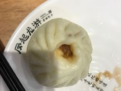 老面土猪肉包-凤起龙游老面包子(凯德晶品店)