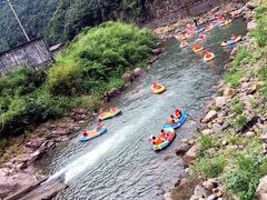 -安吉龙王山峡谷漂流