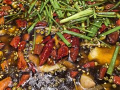 -乡土特色.冷锅鱼.牦牛肉汤锅