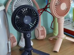 -爱畅享华为苹果手机维修服务(虹口龙之梦店)