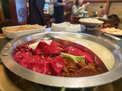 -沸炉重庆老火锅(军事博物馆店)