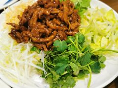 辛盤京酱肉丝-满园烤鸭·春饼(太原街万达店)