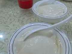 -鹏城人家海鲜酒家·23年老字号(较场尾店)