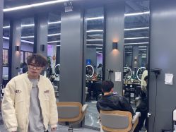 点击看大图 -藤野造型烫发染发