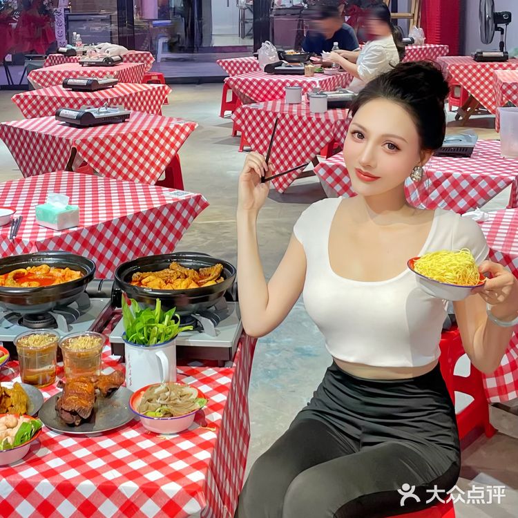 妈呀！这一顿鸭脚煲简直太满足了
