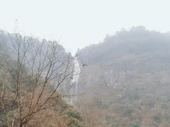 -燕子河大峡谷天坑仙境