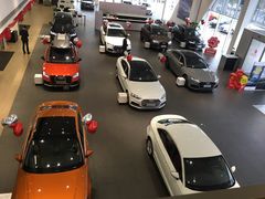 -上海冠松华奥奥迪4S店(张江店)