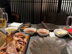 -铭牛烧肉·和牛海鲜自助(高新月牙湖店)