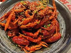 -肥肥虾庄·金牌油焖大虾(江夏永旺店)