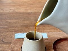 -彳亍咖啡·这里(水湾路店)