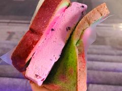 -詹爷爷乌节路街头冰淇淋
