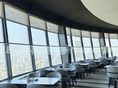 -亚洲国际大酒店·云顶阁旋转自助餐厅