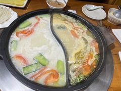 -鱼遇木桶斑鱼火锅(塔湾店)