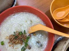 皮蛋瘦肉粥-长城砂煲田鸡粥