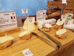 -圣丰索菲特·2 On 988 Café 自助餐厅