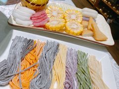 -海鲨湾海鲜会馆(百家湖1912店)