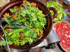 -胡须佬鸡煲四季火锅(海雅缤纷城店)