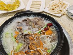 -九寨特色牦牛肉汤锅 羊肉汤锅