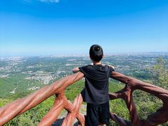 -鬼笑石后山停车场