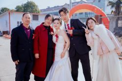 -遇见爱婚庆鲜花(无为铁山路店)