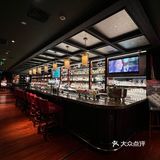 米其林 黑珍珠一钻 沃夫冈牛排
