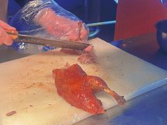 -上海枇杷烤鸭(燕丰商场店)