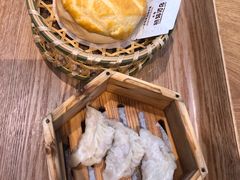 -美食小镇·观赏珍稀鸟类·长隆熊猫酒店