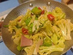 -香巴拉云南餐厅(华莱坞店)