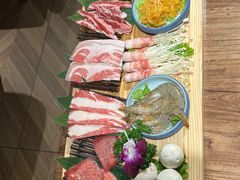 -明洞阿姨·韩式酱蟹烤肉·创意料理(三元桥店)