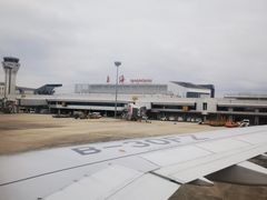 -上海虹桥国际机场